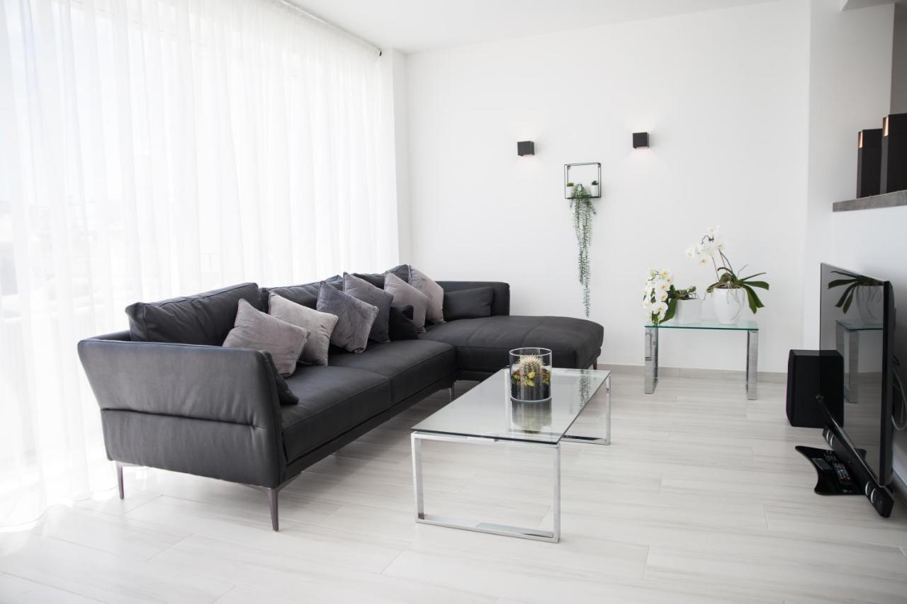 Spacious 200 Sq.M. Penthouse With Sea View Terraces Torremolinos Kültér fotó