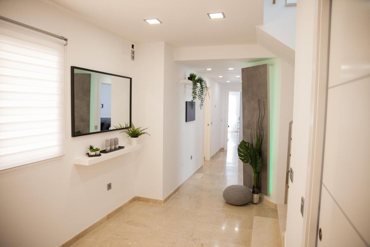 Spacious 200 Sq.M. Penthouse With Sea View Terraces Torremolinos Kültér fotó