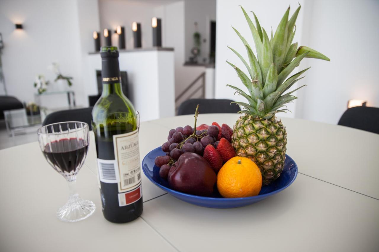 Spacious 200 Sq.M. Penthouse With Sea View Terraces Torremolinos Kültér fotó