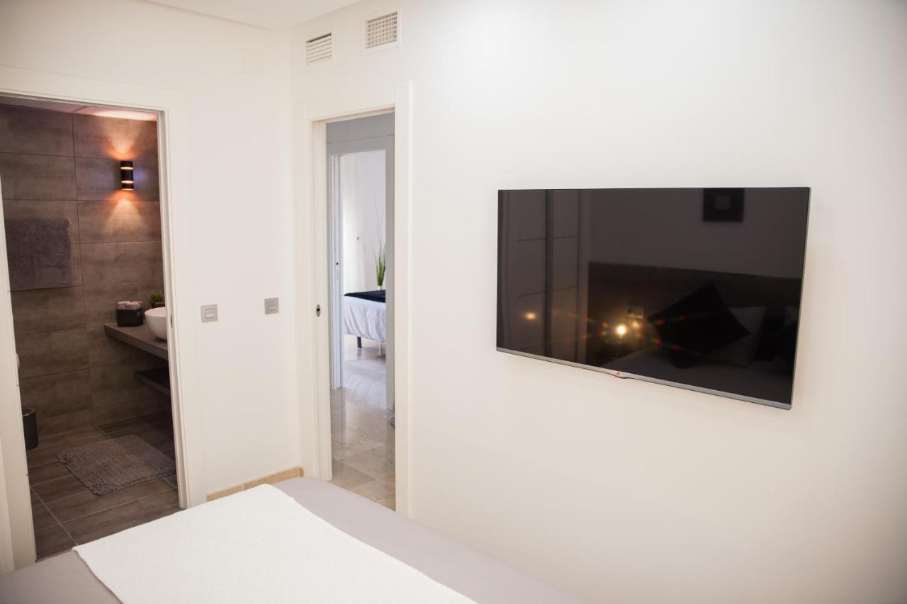 Spacious 200 Sq.M. Penthouse With Sea View Terraces Torremolinos Kültér fotó